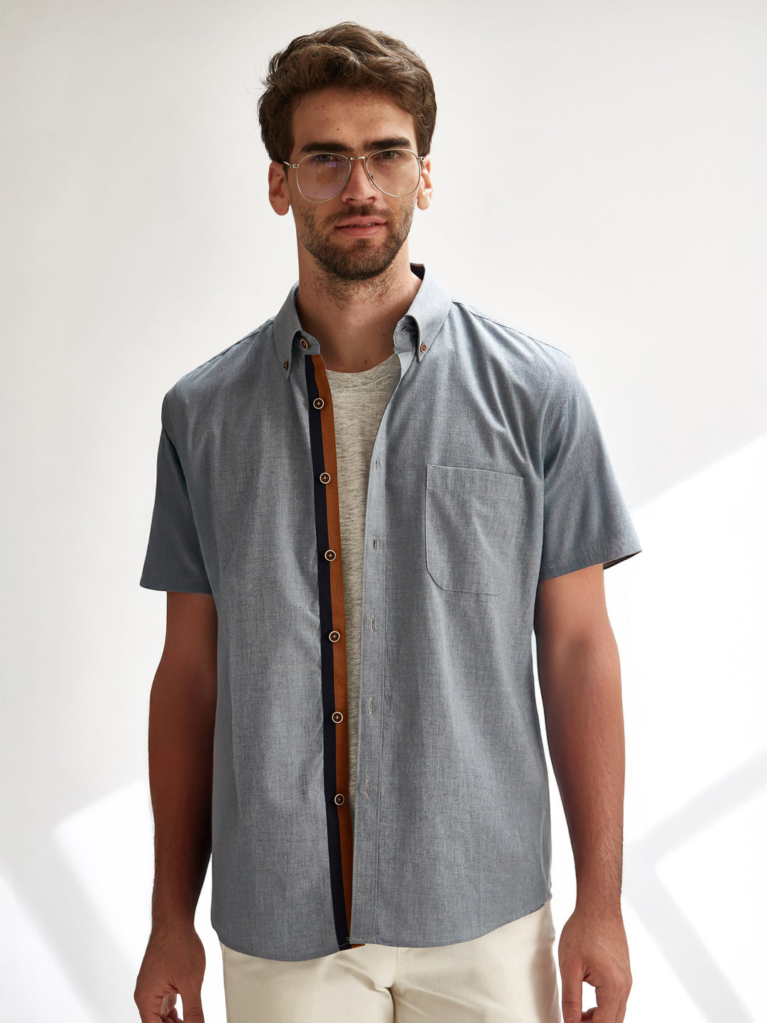 Short Sleeve Shirt - The Cool Chambray in Light Grey