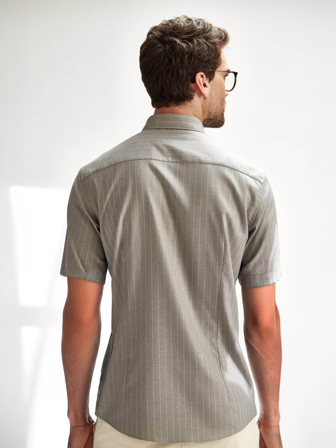 Short Sleeve Shirt - The Line in Light Beige